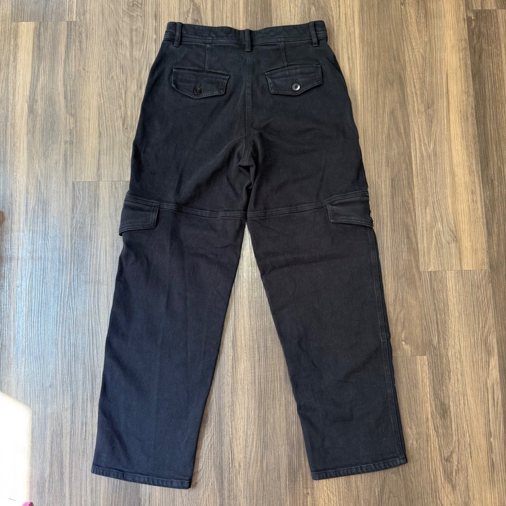 Aritzia Wilfred Free Women's Modern High Waist Cargo Pants Black Size 6 Relaxed - Picture 3 of 7